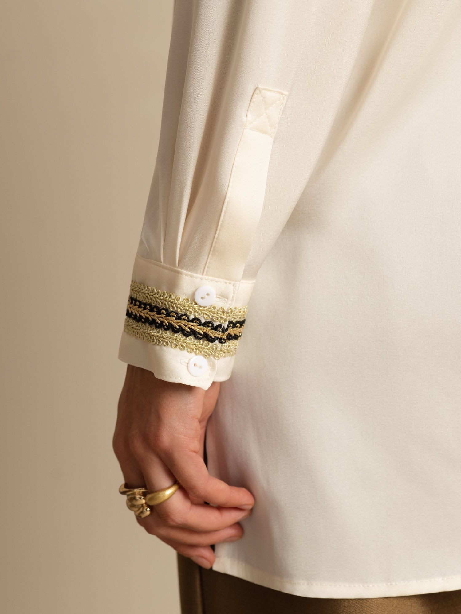 [Havspärla] SilkSilky-SE 19Momme Silke Lång Ärm Ståkrage Blus 006