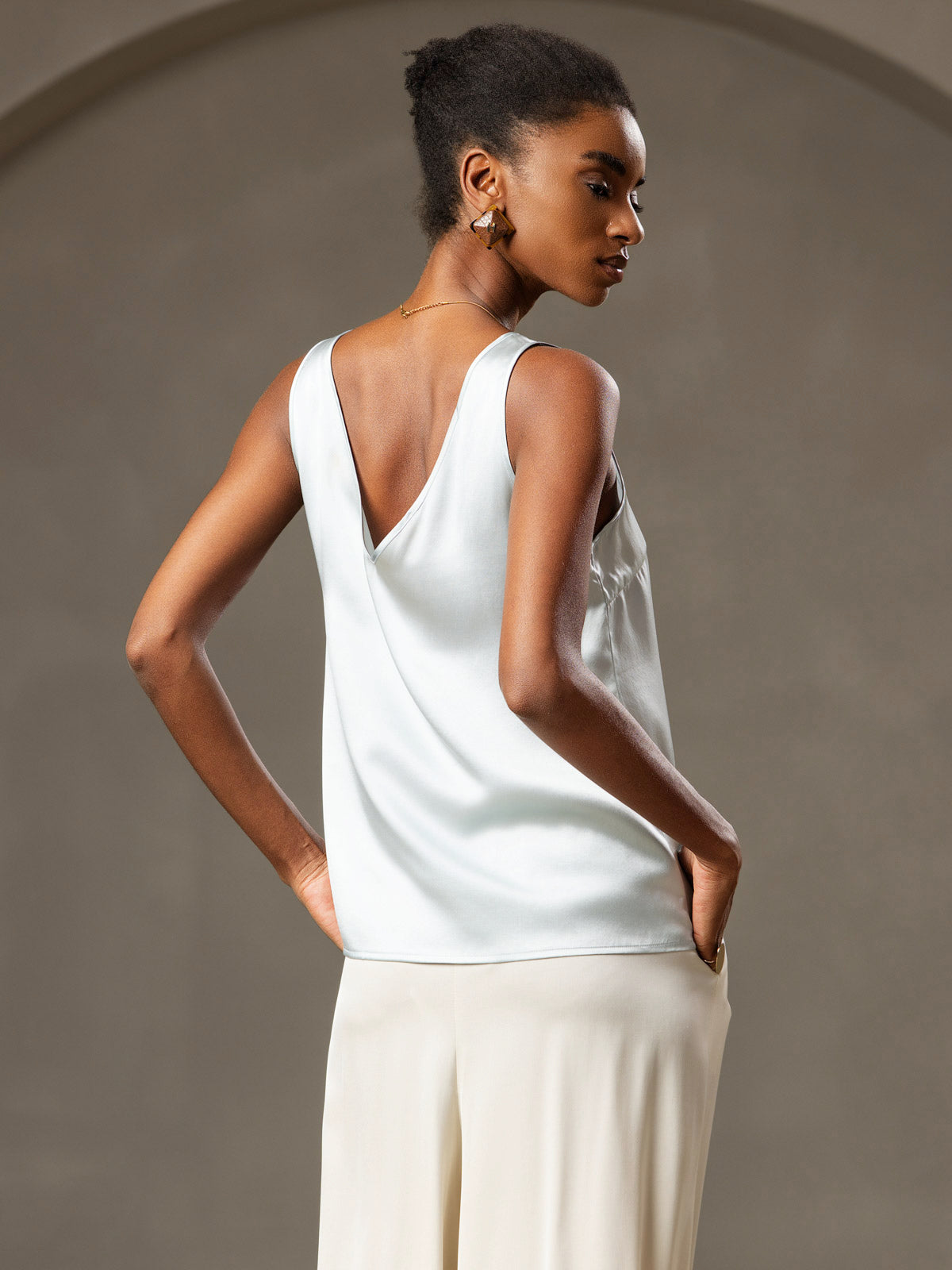 [Ljusblå] SilkSilky-SE 19Momme Ärmlös V Ringning Cami Toppar 002