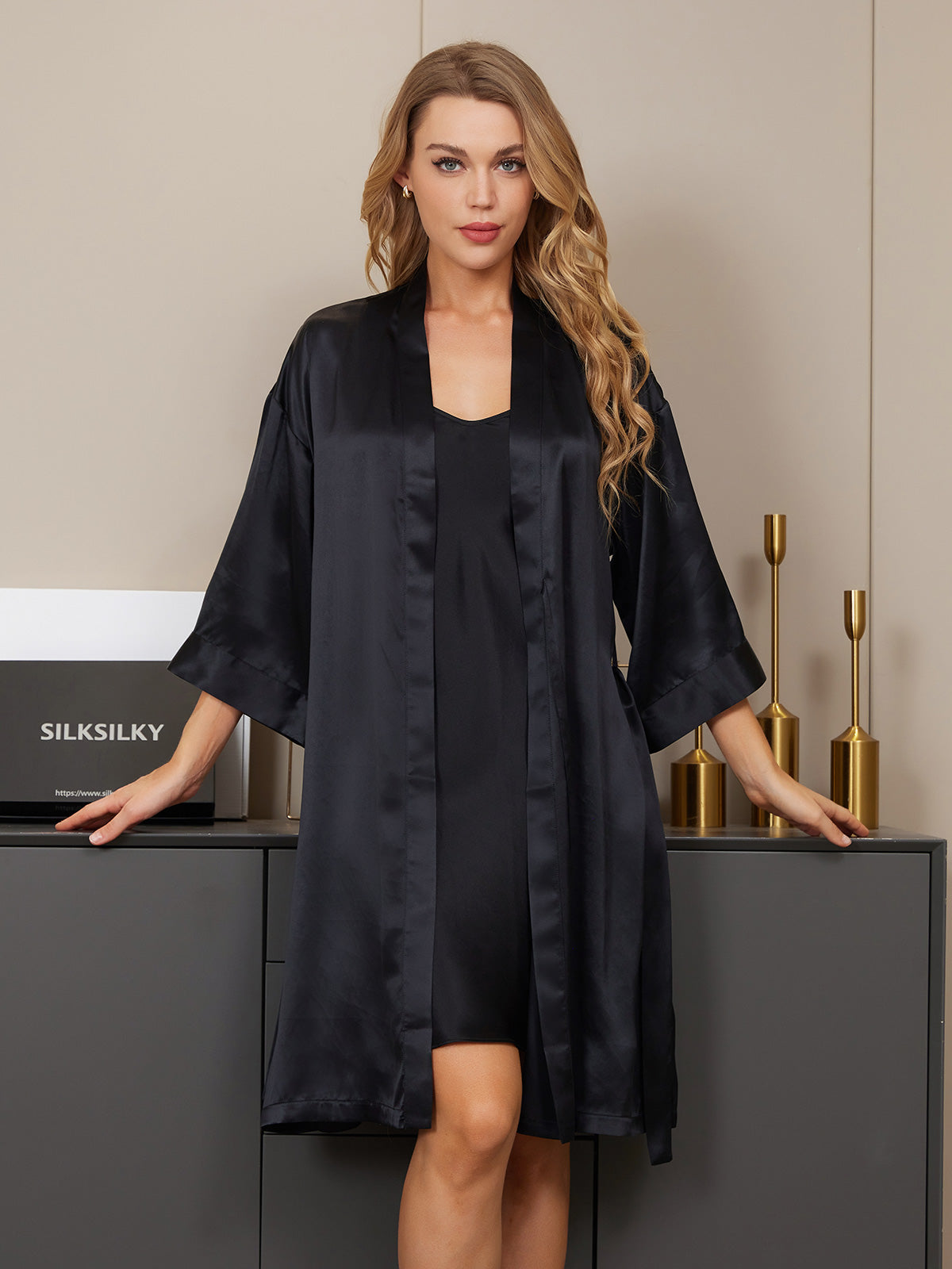 SilkSilky SE Rent Silke 3/4 Ärm Nightgown&Robe Set Svart 005