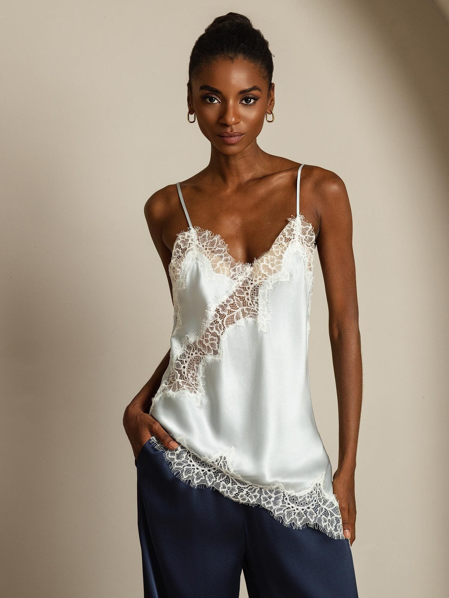[Ljusblå] SilkSilky-SE Spaghetti Strap V Neck Cami Toppar 001