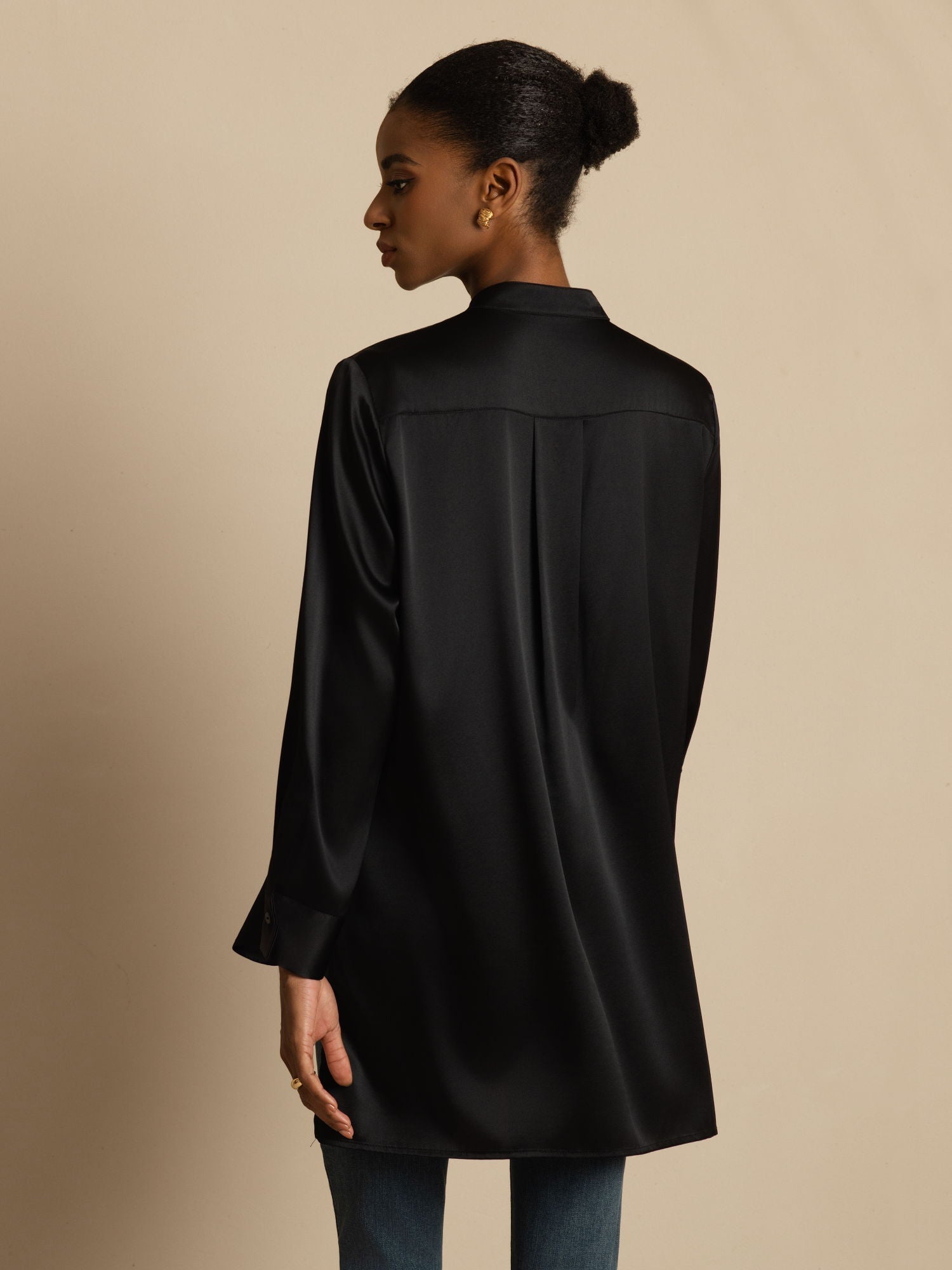[Svart] SilkSilky-SE 19Momme Silke Lång Ärm Ståkrage Blus 002