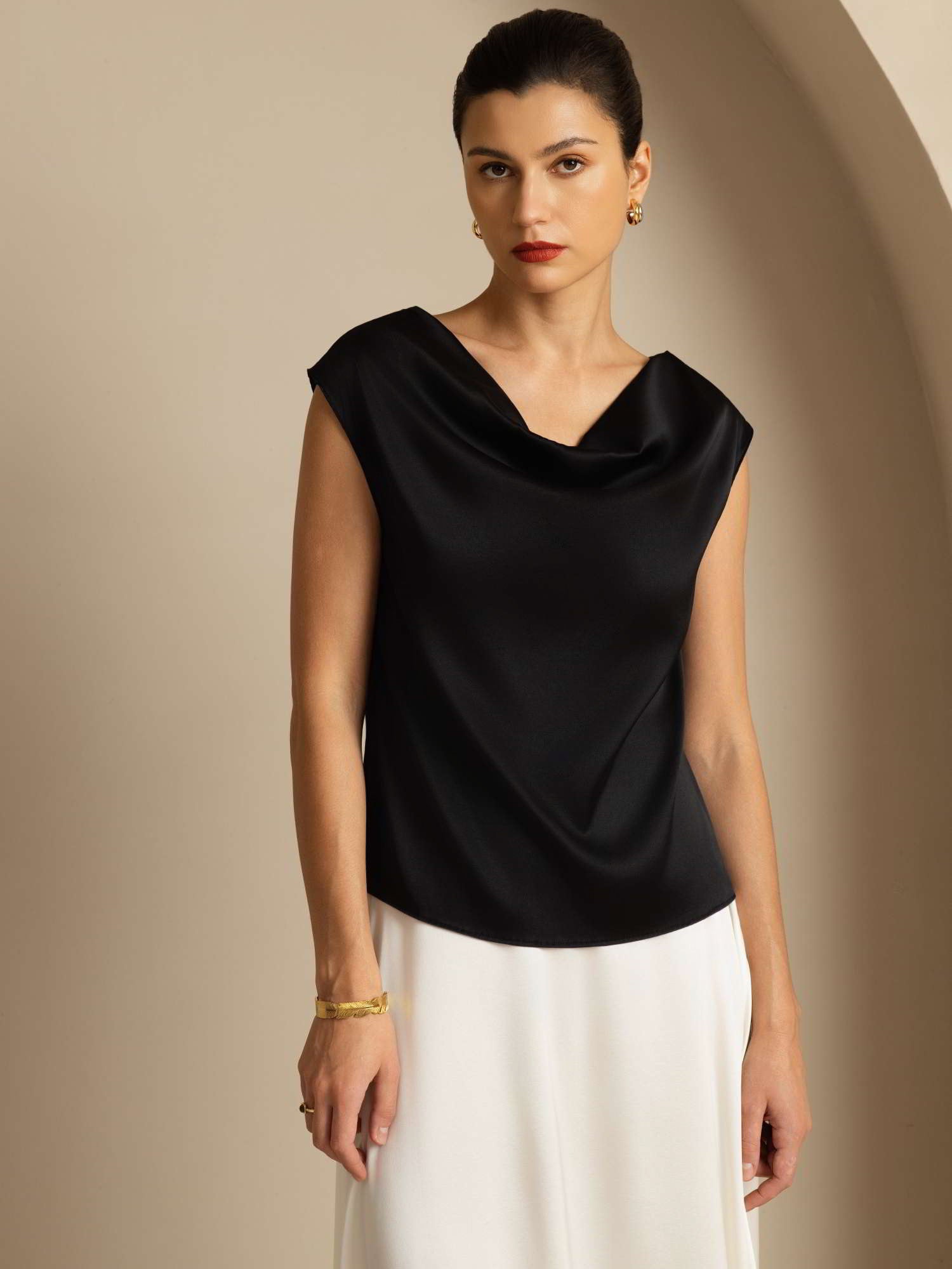 [Svart] SilkSilky-SE 19Momme Kappärm Cowl Halsringning Dam T-Shirt 001