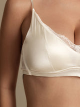 [Vit] SilkSilky-SE Behå 004