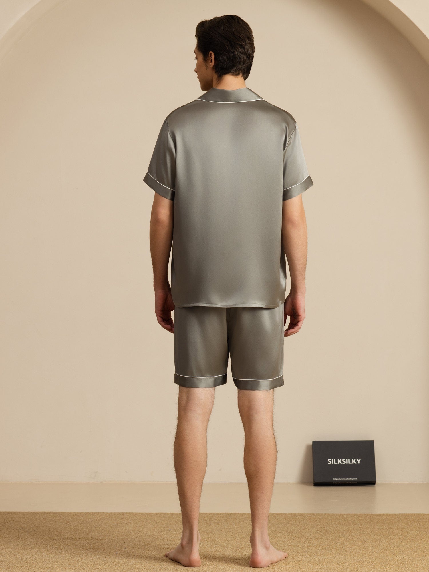 [Grågrön] SilkSilky-SE Kort Ärm Notchkrage Herr Pyjama 002
