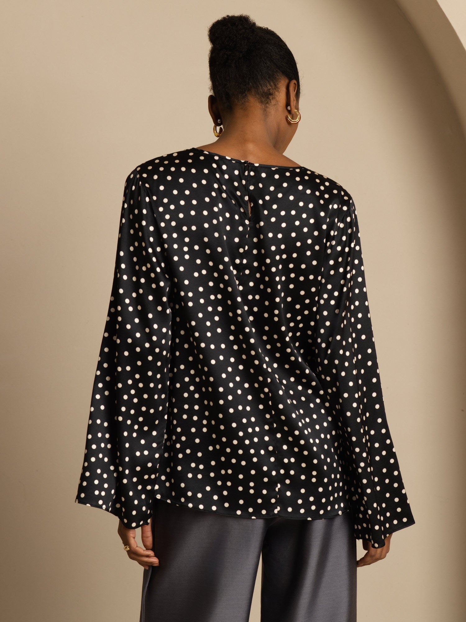 [Prickigt] SilkSilky-SE 19Momme Silke Bell Sleeve Blouse 002