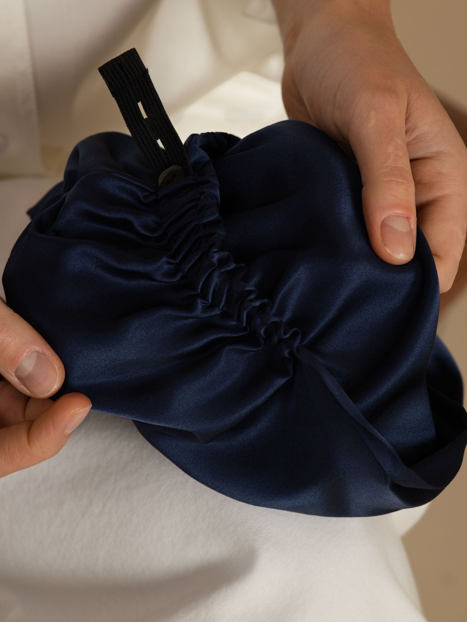 [Mörkblå] SilkSilky-SE 22Momme Nattmössa 003