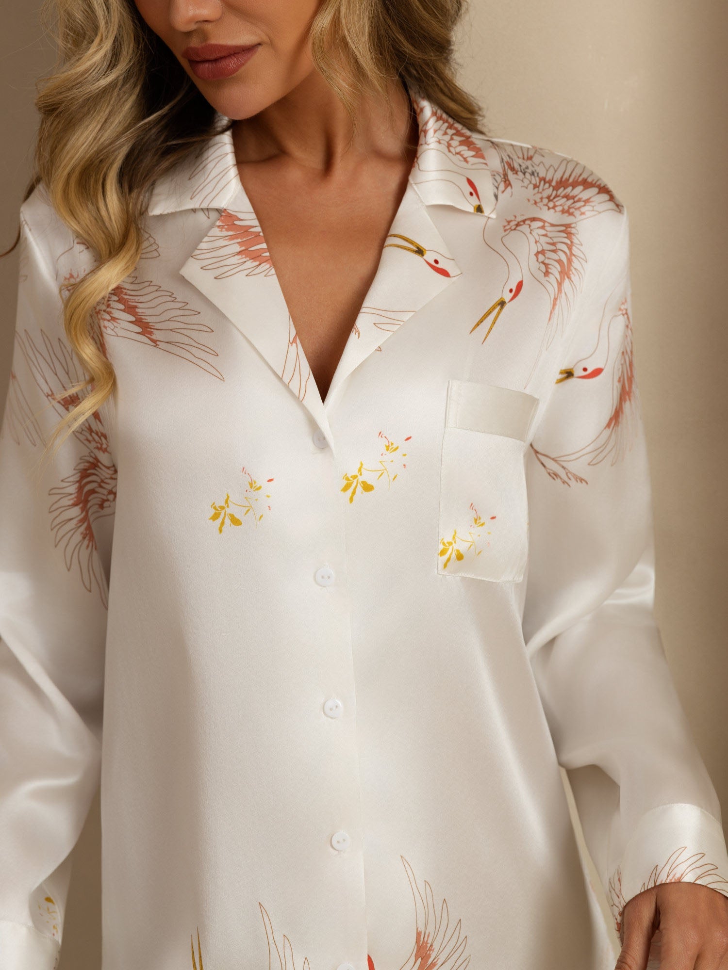 [Vit] SilkSilky-SE 19Momme Lång Ärm Notchkrage Dam Sömnskjorta 004