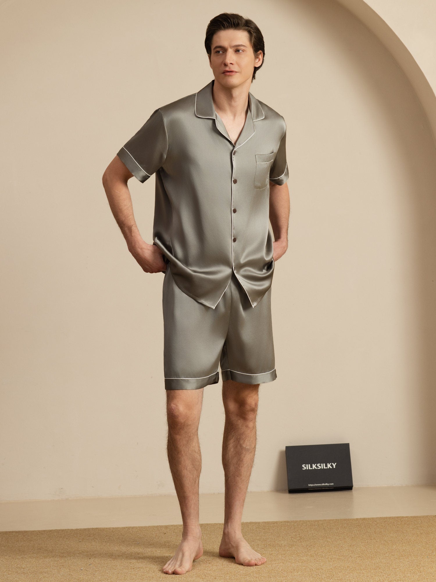 [Grågrön] SilkSilky-SE Kort Ärm Notchkrage Herr Pyjama 004