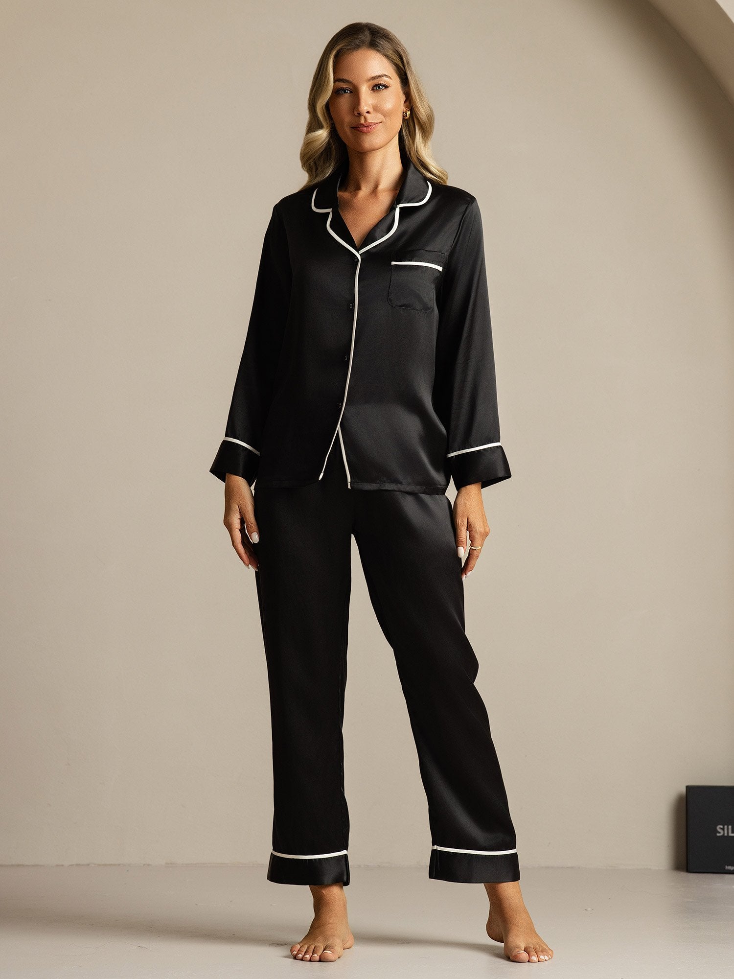 [Svart] SilkSilky-SE Rent Silke Krage Dam Pyjama 003
