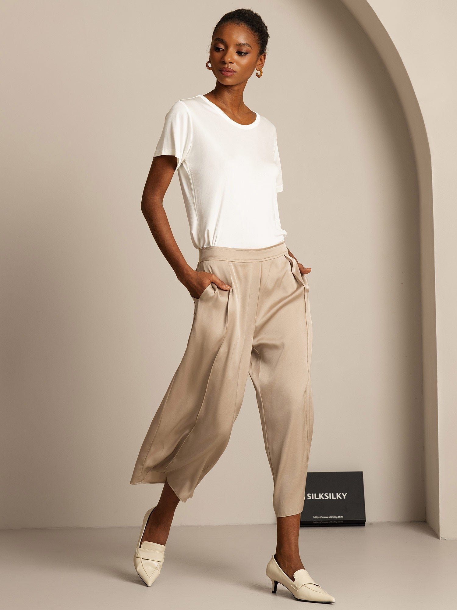 [Vit] SilkSilky-SE Silke Stickad Womens T-Shirt 007,