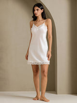 [Vit] SilkSilky-SE Spaghetti Strap V Neck Nattlinne 009