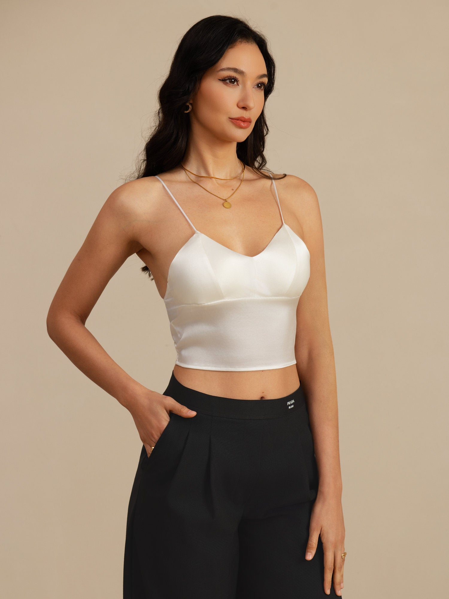 [Vit] SilkSilky-SE Spaghetti Strap V Neck Cami Toppar 001