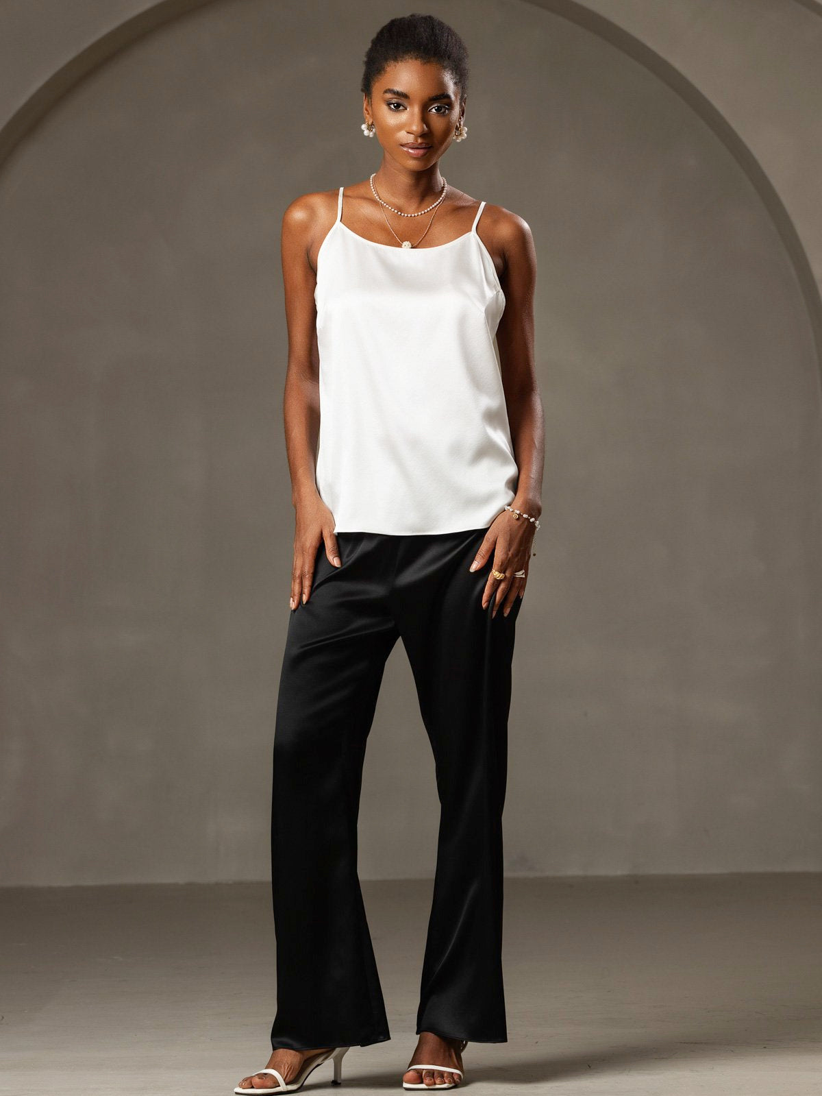 [Vit] SilkSilky-SE 19Momme Spaghetti Rem Djup Rund Halsringning Cami Toppar 001