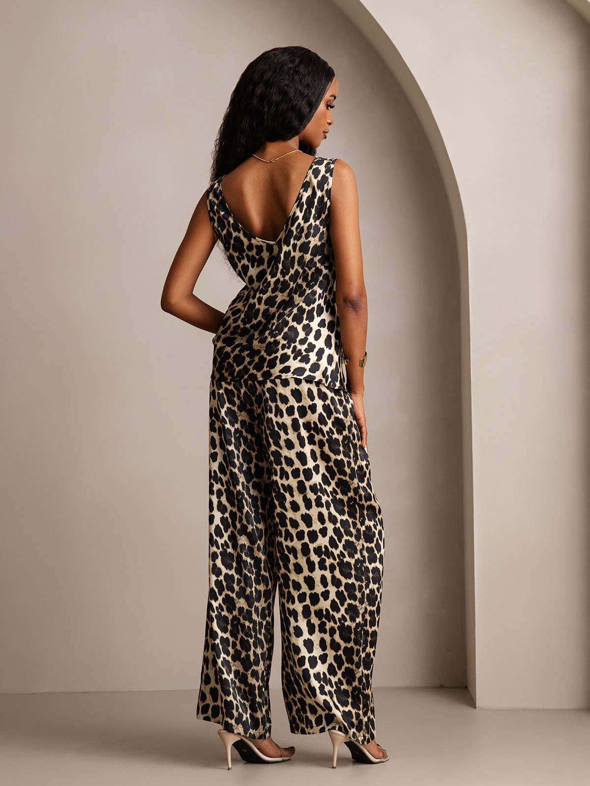 SilkSilky-SE Rent Silke V-Hals Women''s Outfit Sets Leopard 002