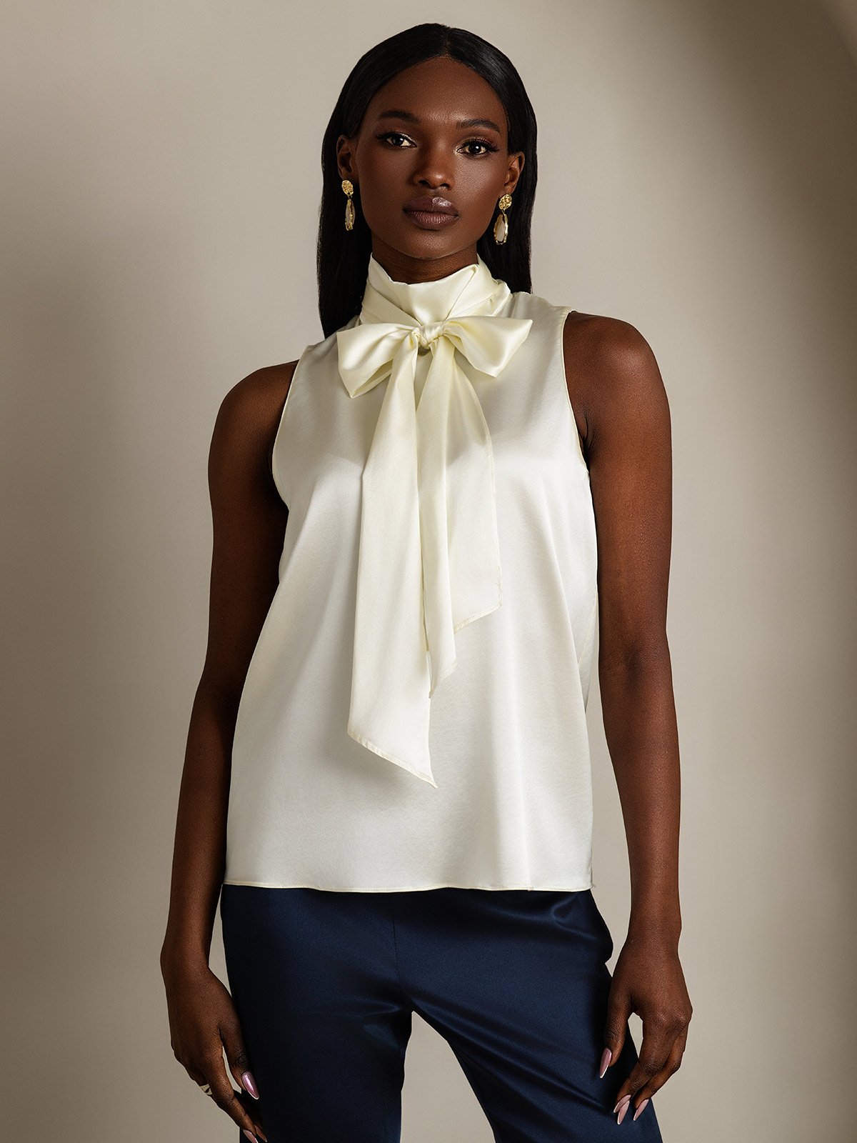 SilkSilky-SE 19Momme Silke Binda Hals Damskjorta Elfenben 001