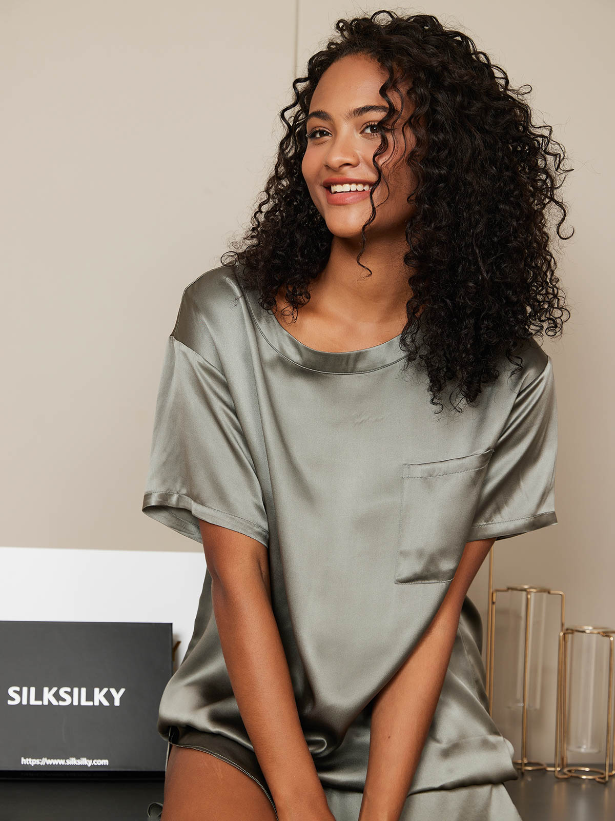 SilkSilky-SE Rent Silke Kort Ärm Womens Pajamas Grågrön 006