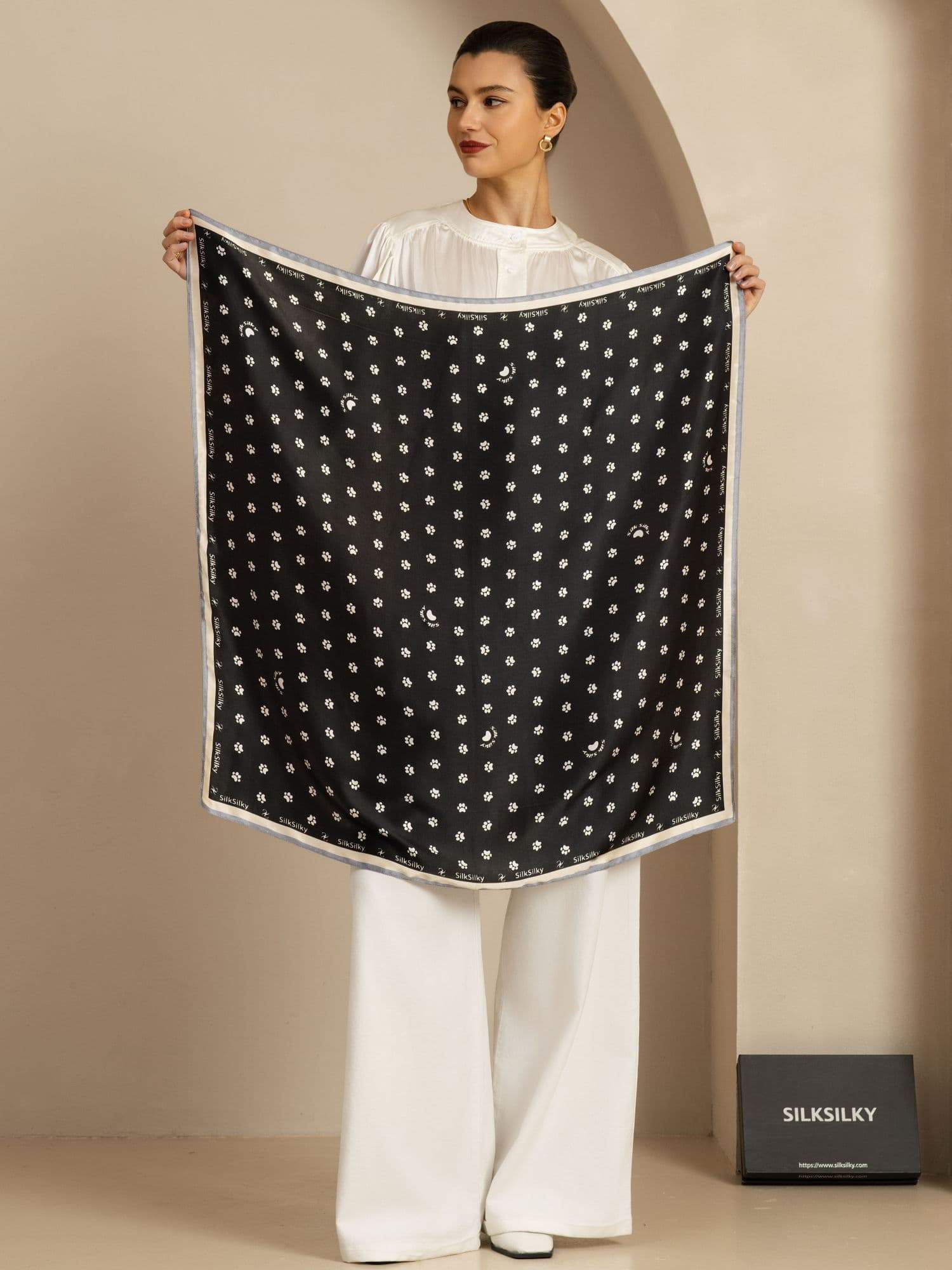 [Svart] SilkSilky-SE Scarf 005