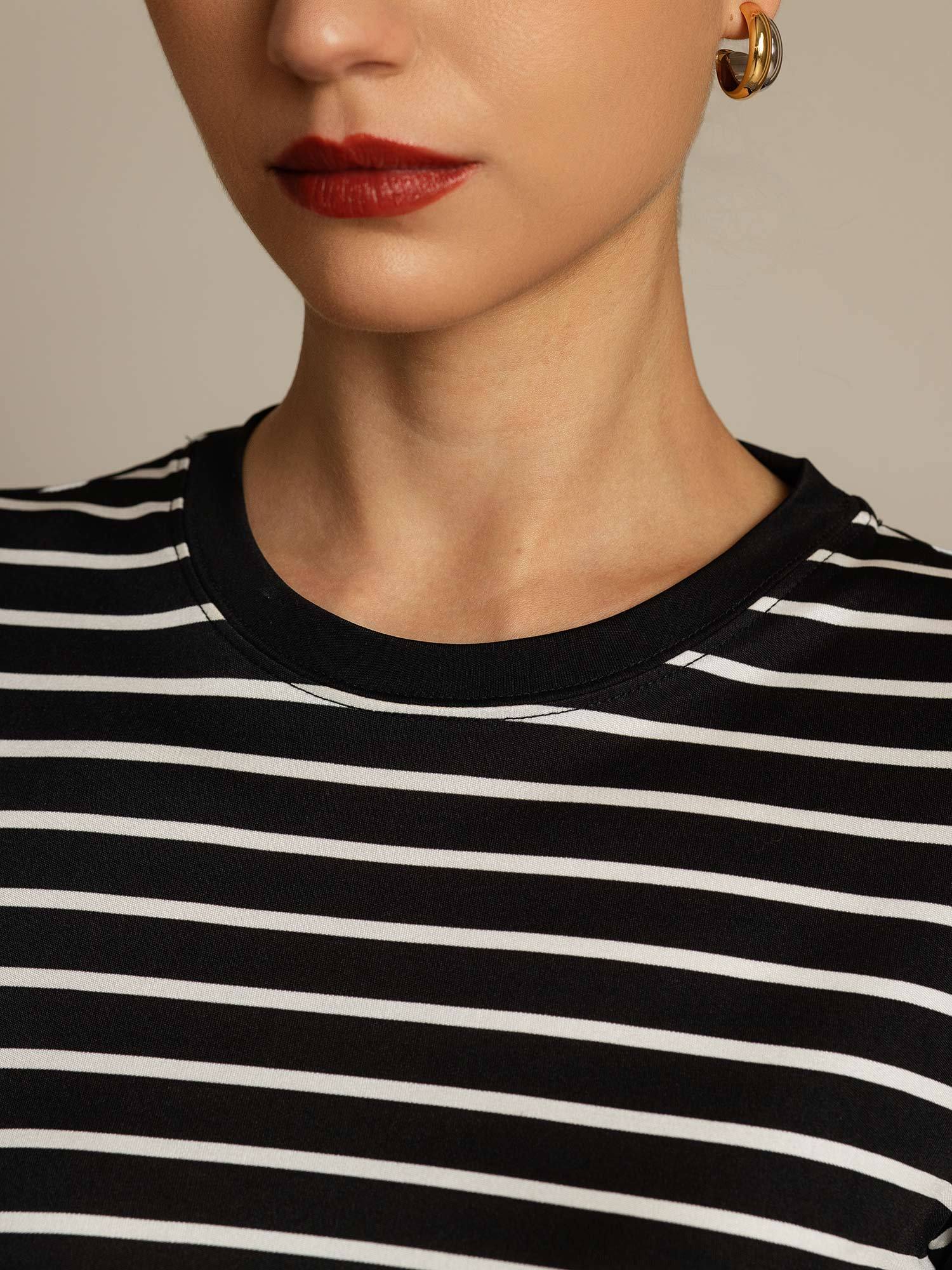 [SvartRand] SilkSilky-SE Rent Silke Womens T-Shirt 004