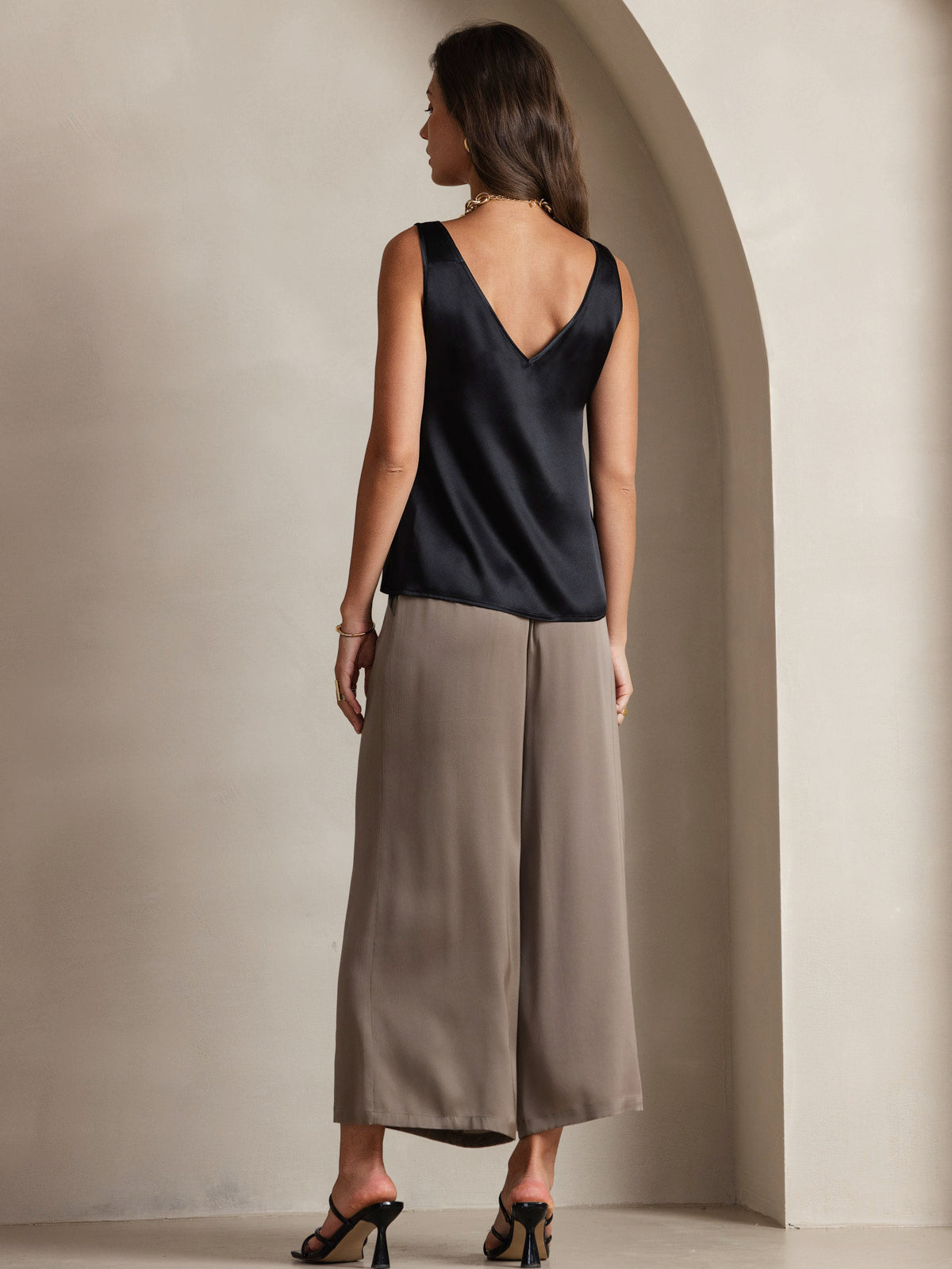 [Svart] SilkSilky-SE 19Momme Ärmlös V Ringning Cami Toppar 002