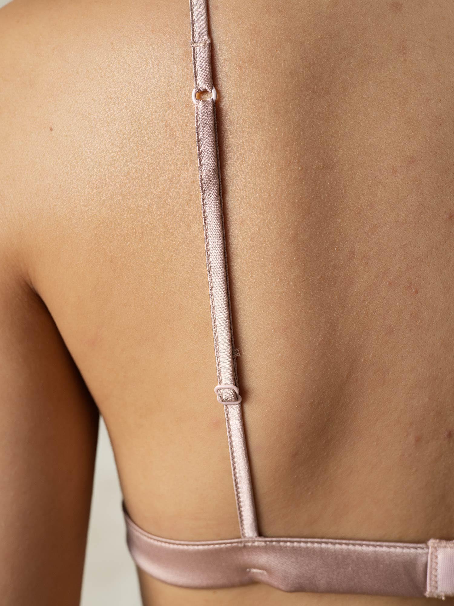 [Blek Mauve] SilkSilky-SE Silke Stickad Bra 006