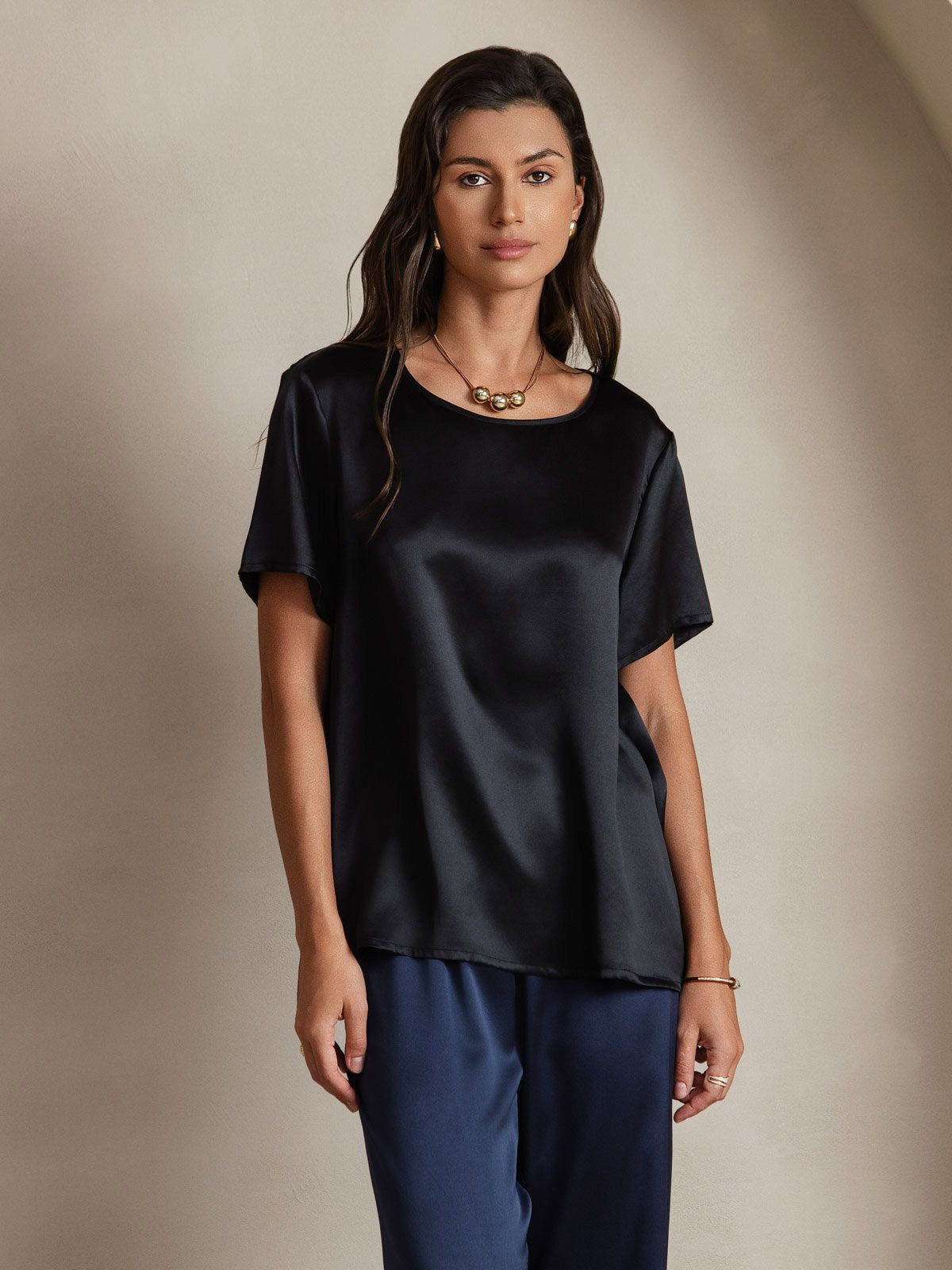 SilkSilky-SE Rent Silke Kort Ärm Womens T-Shirt Svart 001