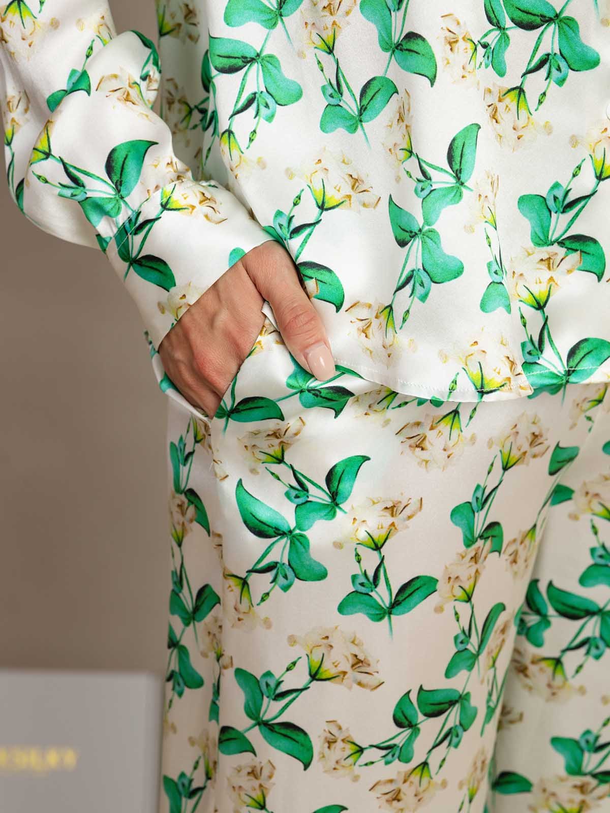 [Grön Blommor] SilkSilky-SE 19Momme Silke Krage Women''s Outfit Sets 006