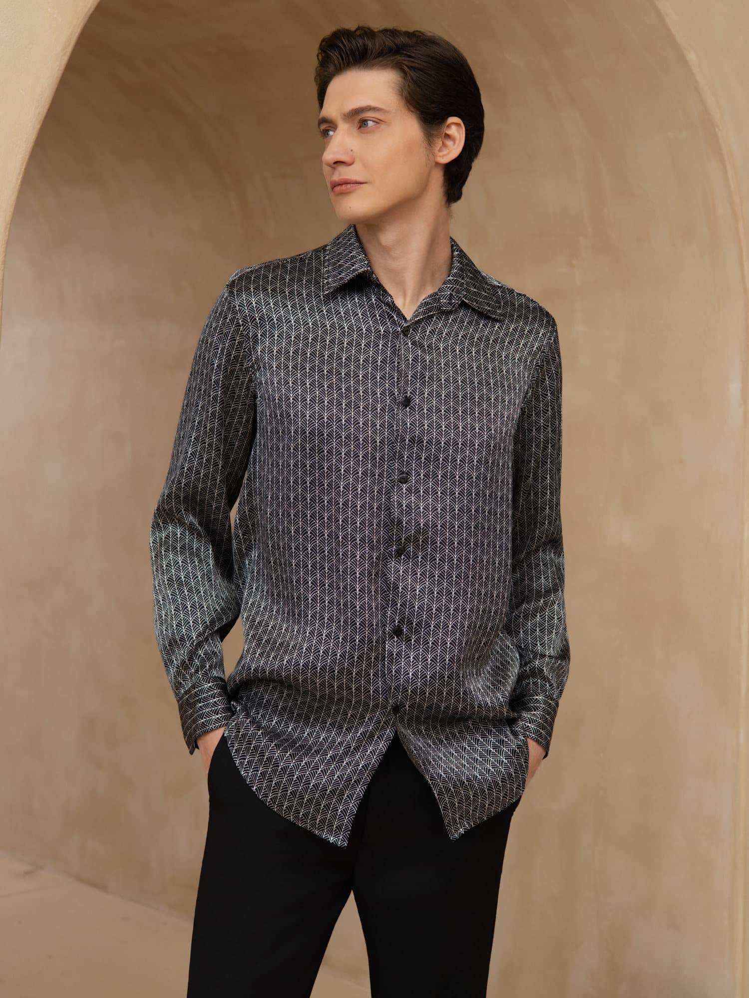 [Svart Ginkgo] SilkSilky-SE Lång Ärm Slagkrage Herrskjorta 003