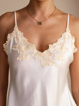 [Vit] SilkSilky-SE Spaghetti Strap V Neck Cami Toppar 004