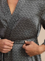 [Svart Ginkgo] SilkSilky-SE Long Sleeve V Neck Herr Morgonrock 006