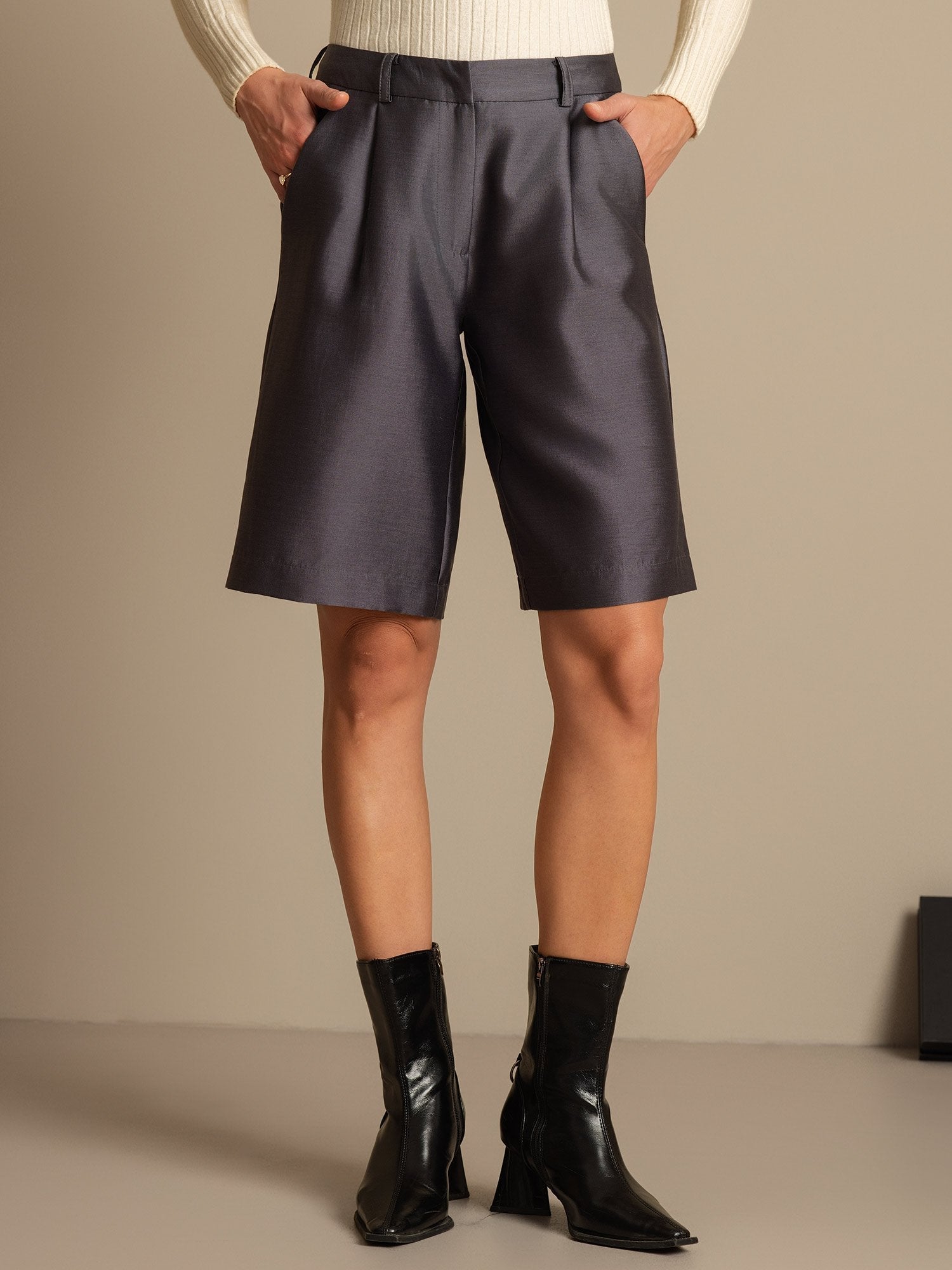 [Grå] SilkSilky-SE 32Momme Silk-Wool Blend Womens Shorts 001,