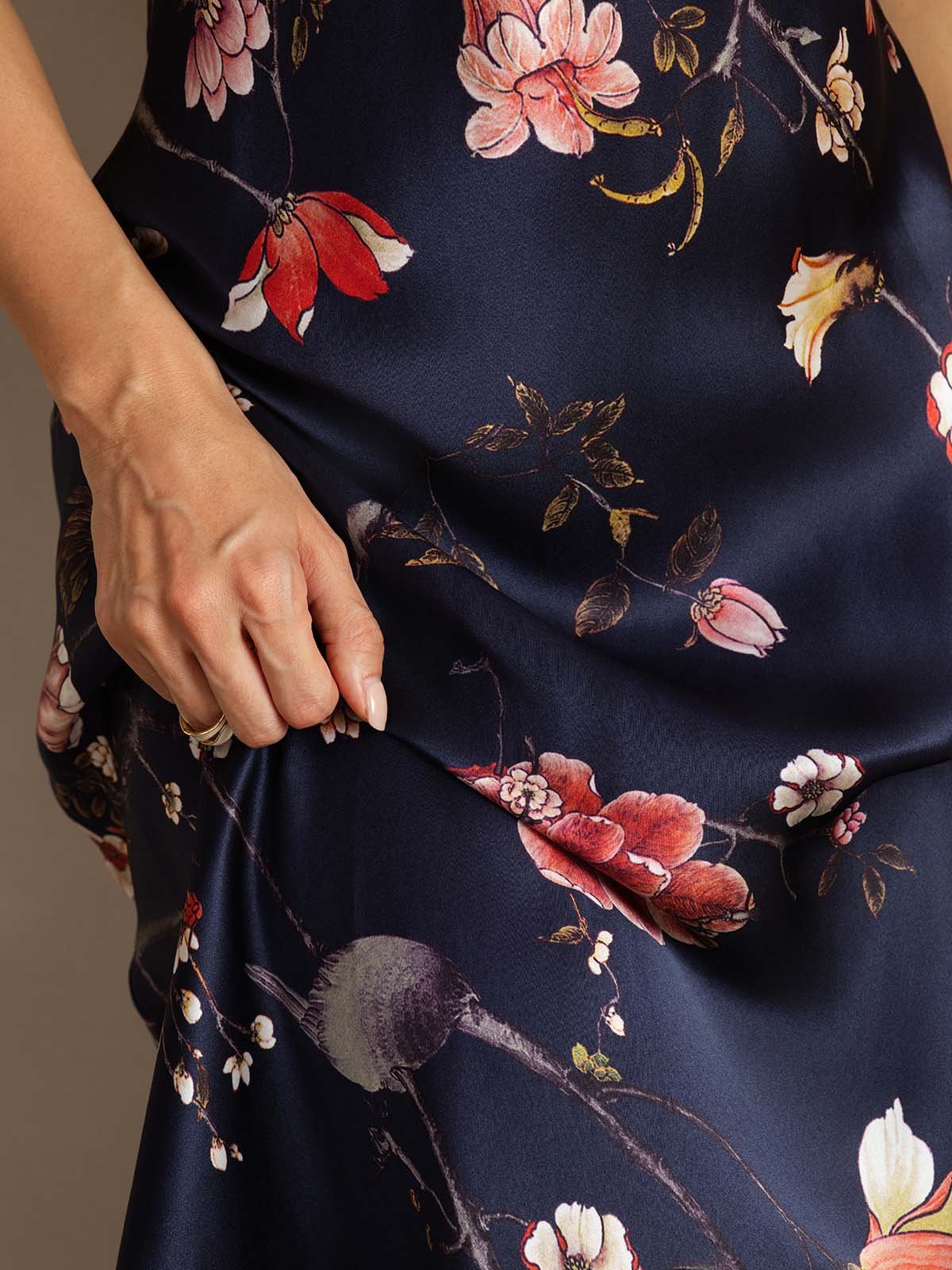 [Marin Blommor] SilkSilky-SE 19Momme Silke Dress 006