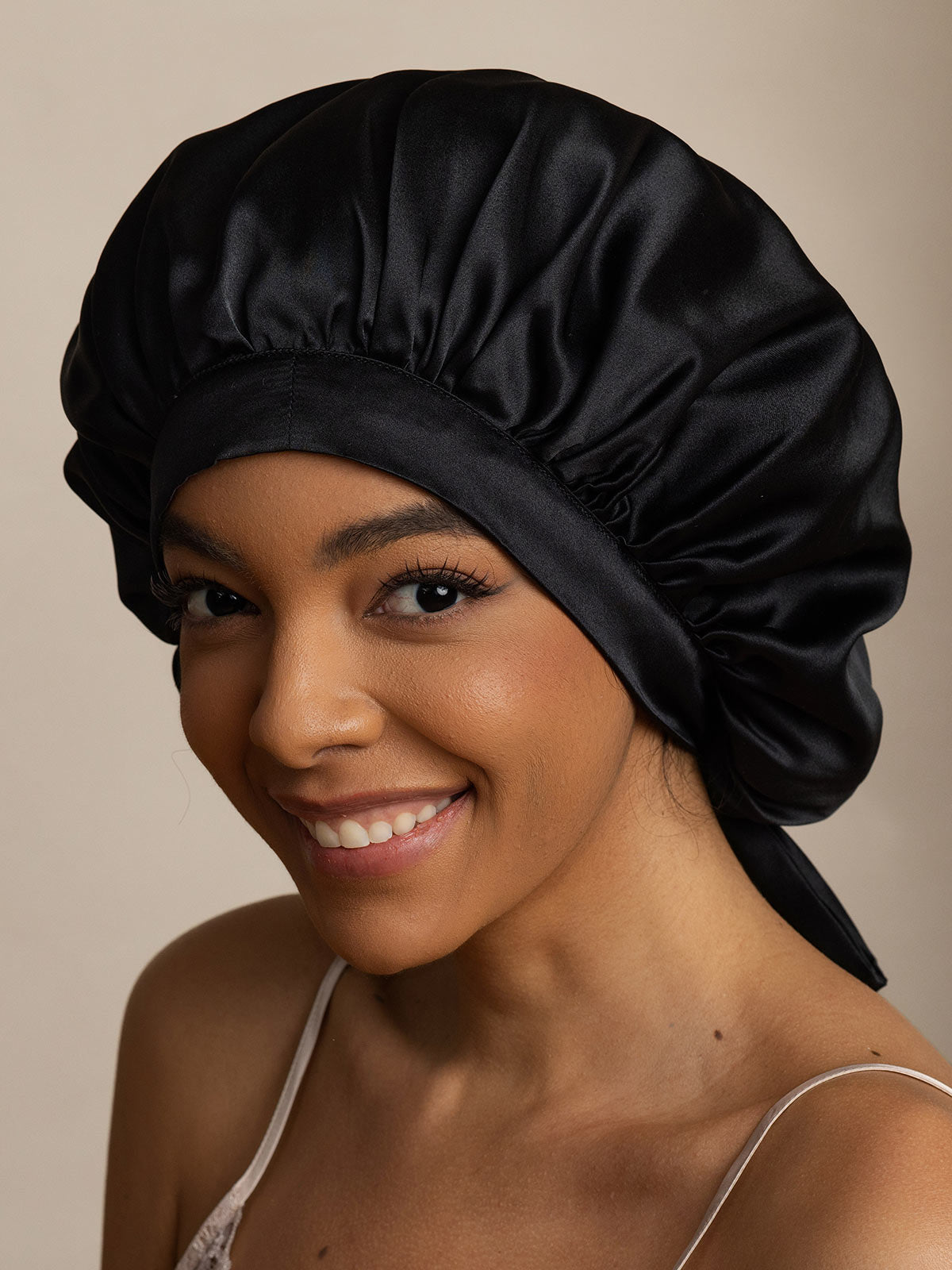 SilkSilky-SE Rent Silke Sleep Cap Svart 004