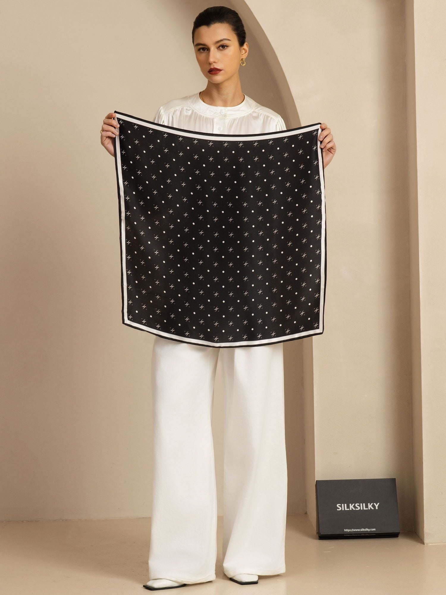 [P105] SilkSilky-SE Pure Silk Scarf 005