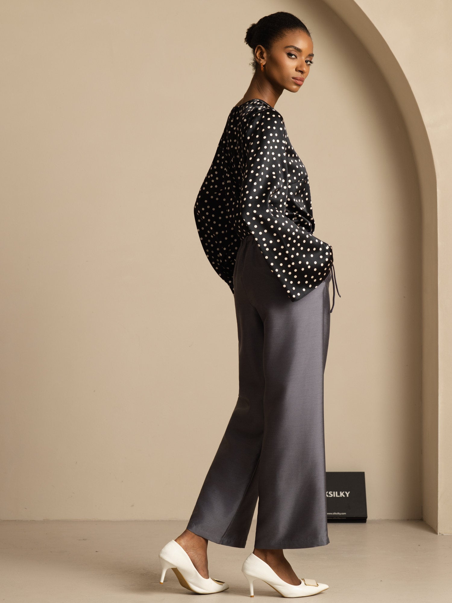 [Prickigt] SilkSilky-SE 19Momme Silke Bell Sleeve Blouse 007