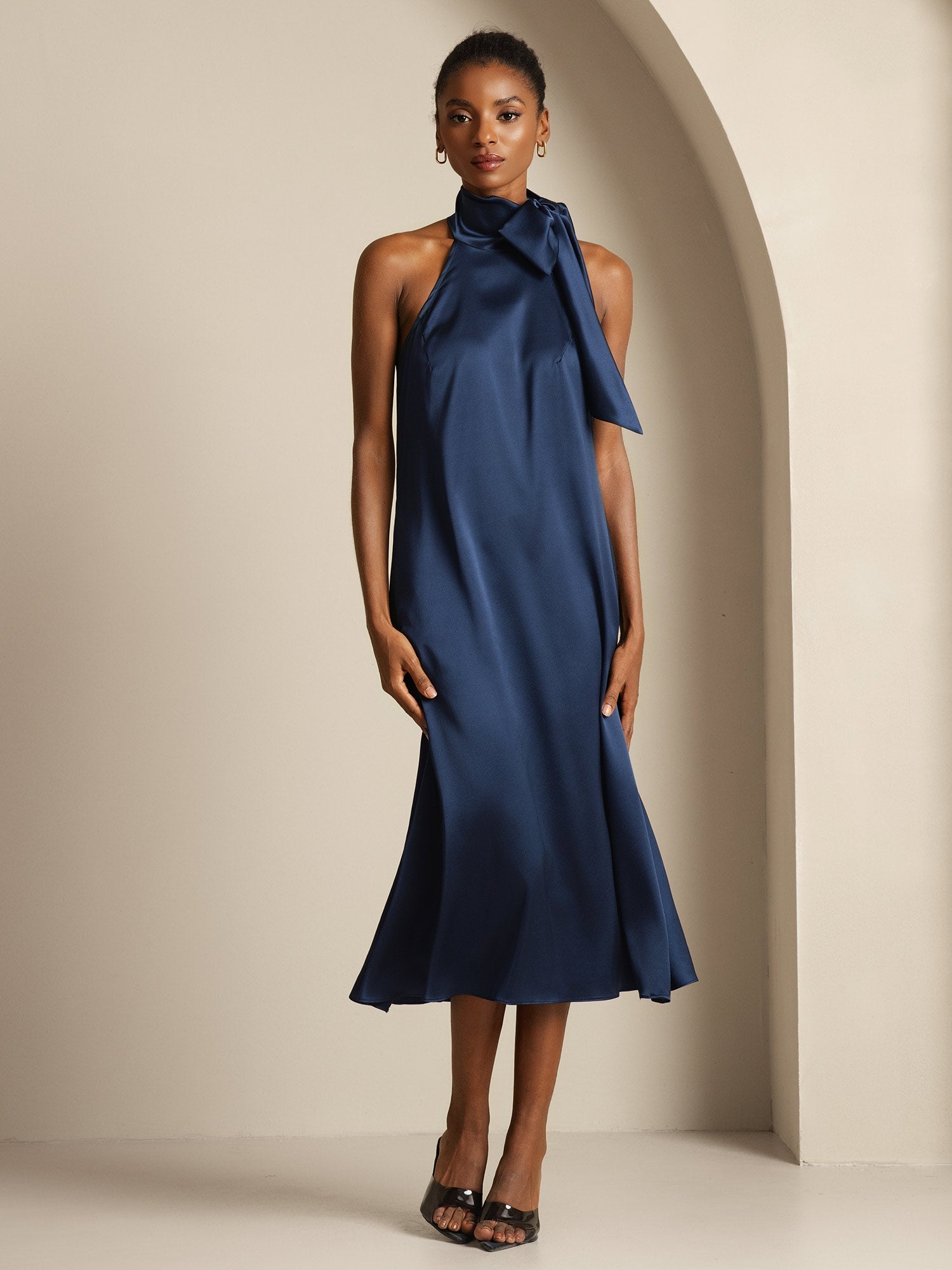 [Mörkblå] SilkSilky-SE Sleeveless Halter Klänning 001