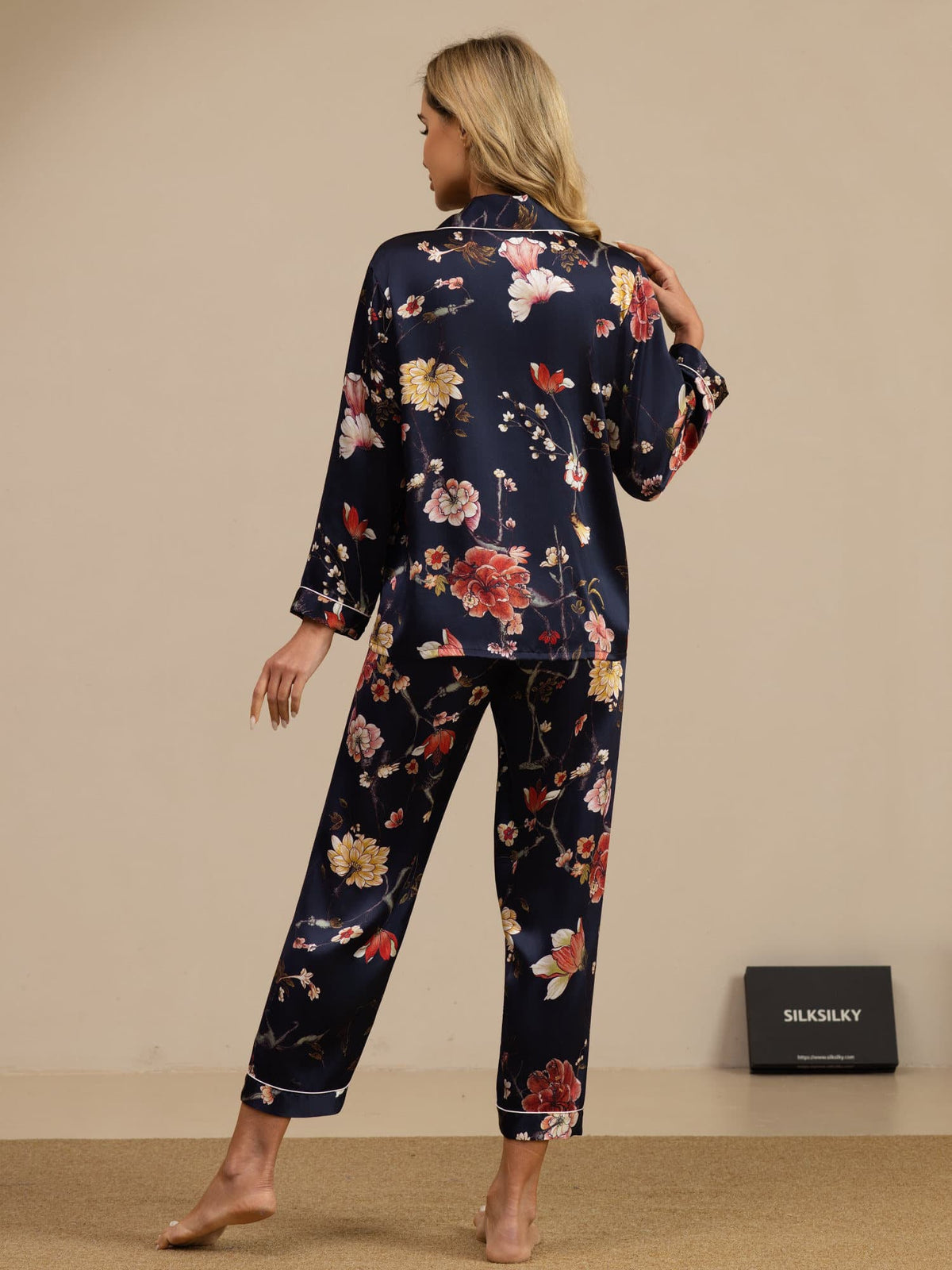 [Marin Blommor] SilkSilky-SE Long Sleeve Lapel Collar Dam Pyjama 002
