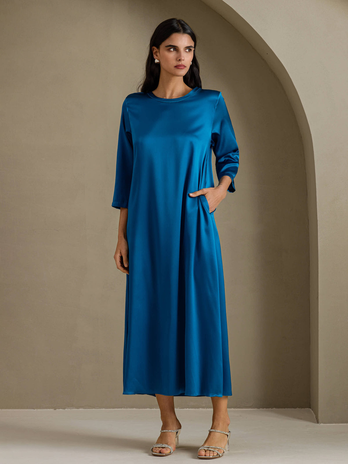 [Kungsblått] SilkSilky-SE 3/4 Sleeve Round Neck Klänning 001