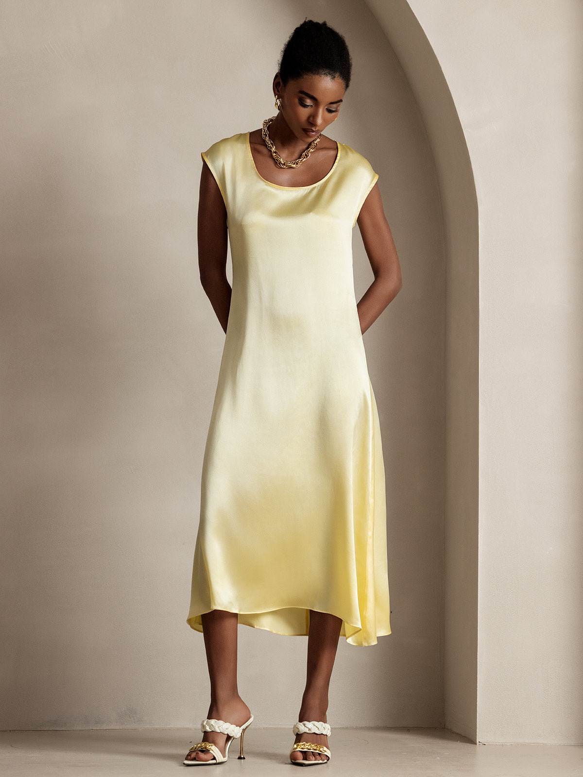 SilkSilky-SE 19Momme Silke Ärmlös Dress Ljusgul 006