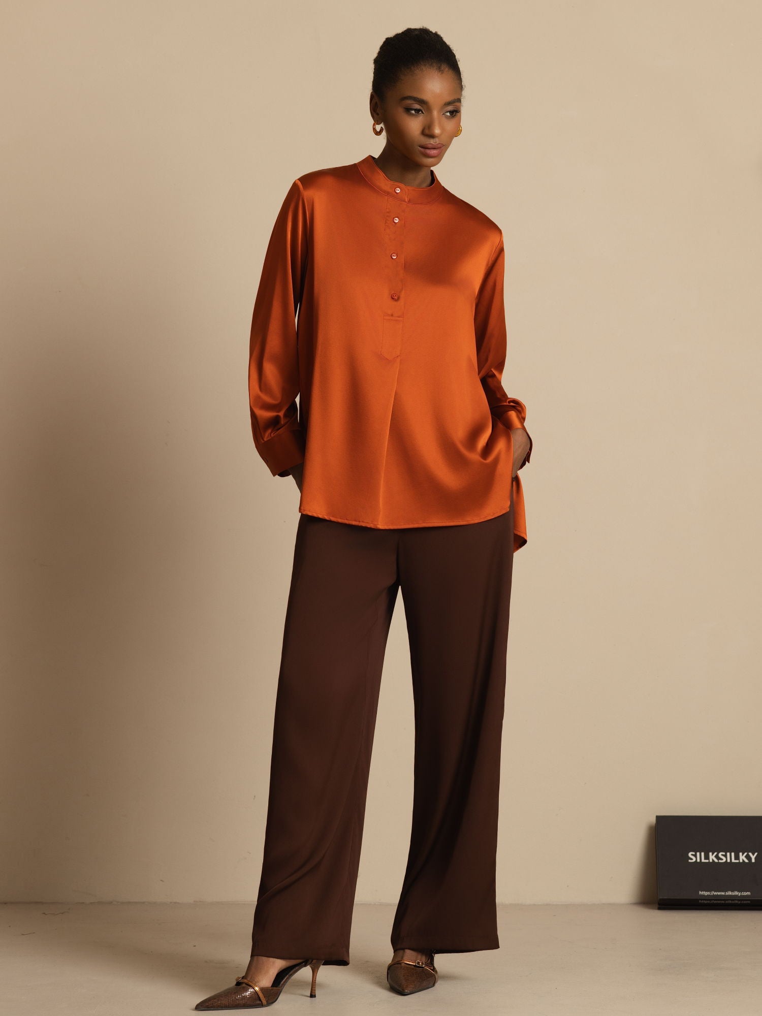 [Kola] SilkSilky-SE 19Momme Silke Lång Ärm Ståkrage Blus 006