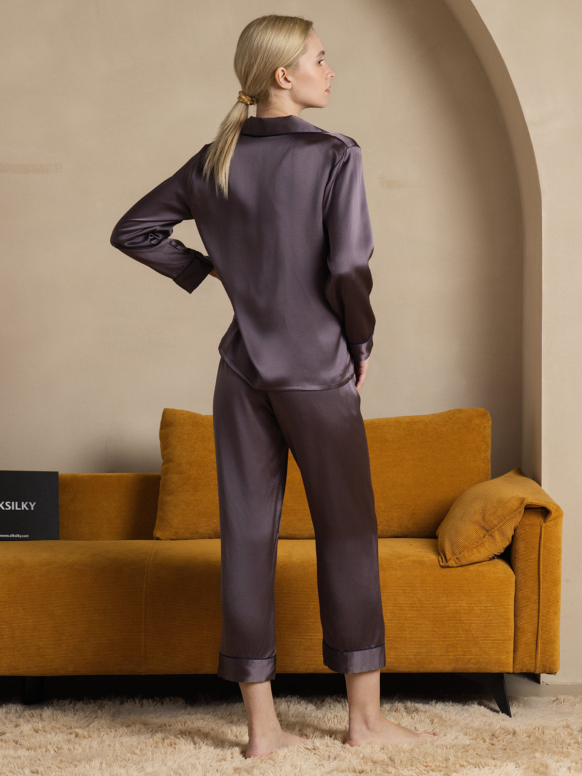 SilkSilky-SE Rent Silke Lång Ärm Slag Dam Pyjama LilaGrå 002
