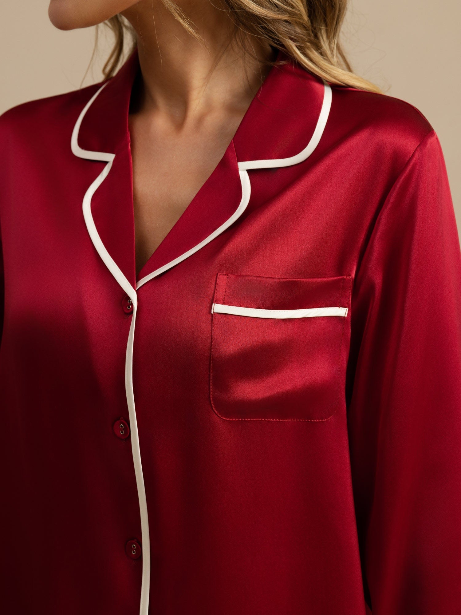 [Vin] SilkSilky-SE Lång Ärm Notchkrage Dam Pyjama 004