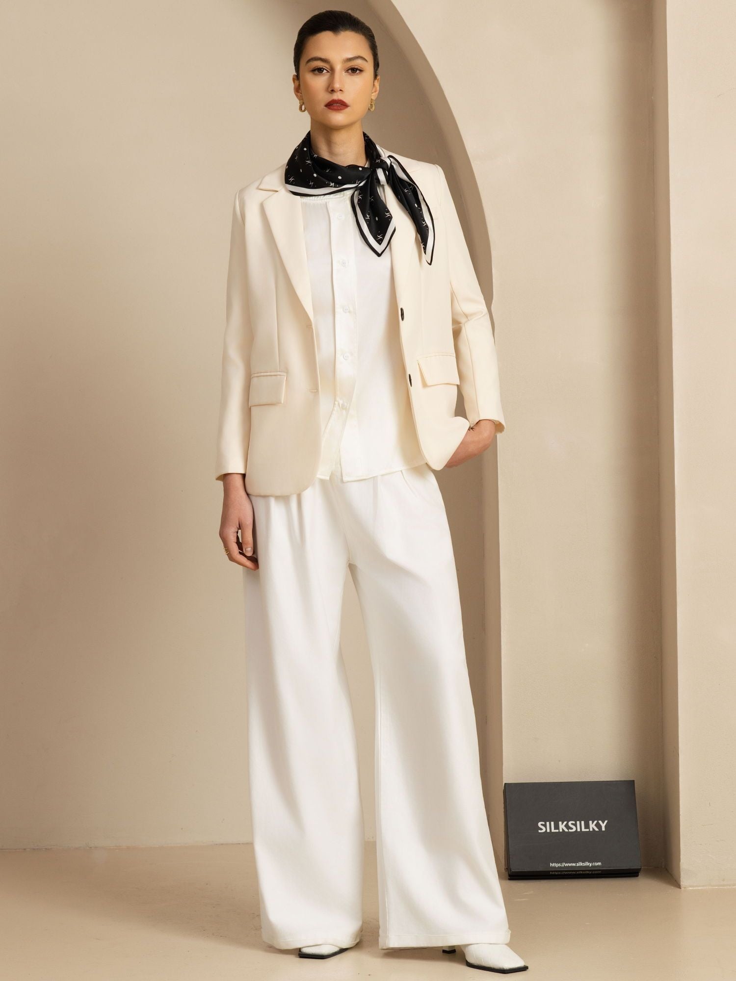 [P105] SilkSilky-SE Pure Silk Scarf 006