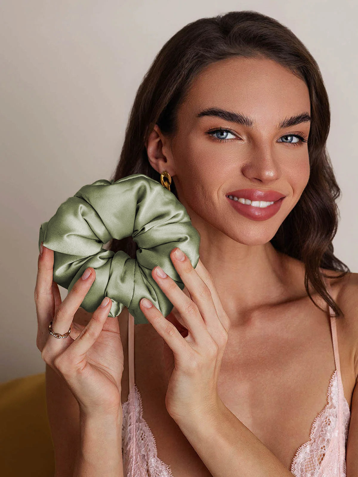 [Ljusgrön] SilkSilky-SE Rent Silke Scrunchie 002