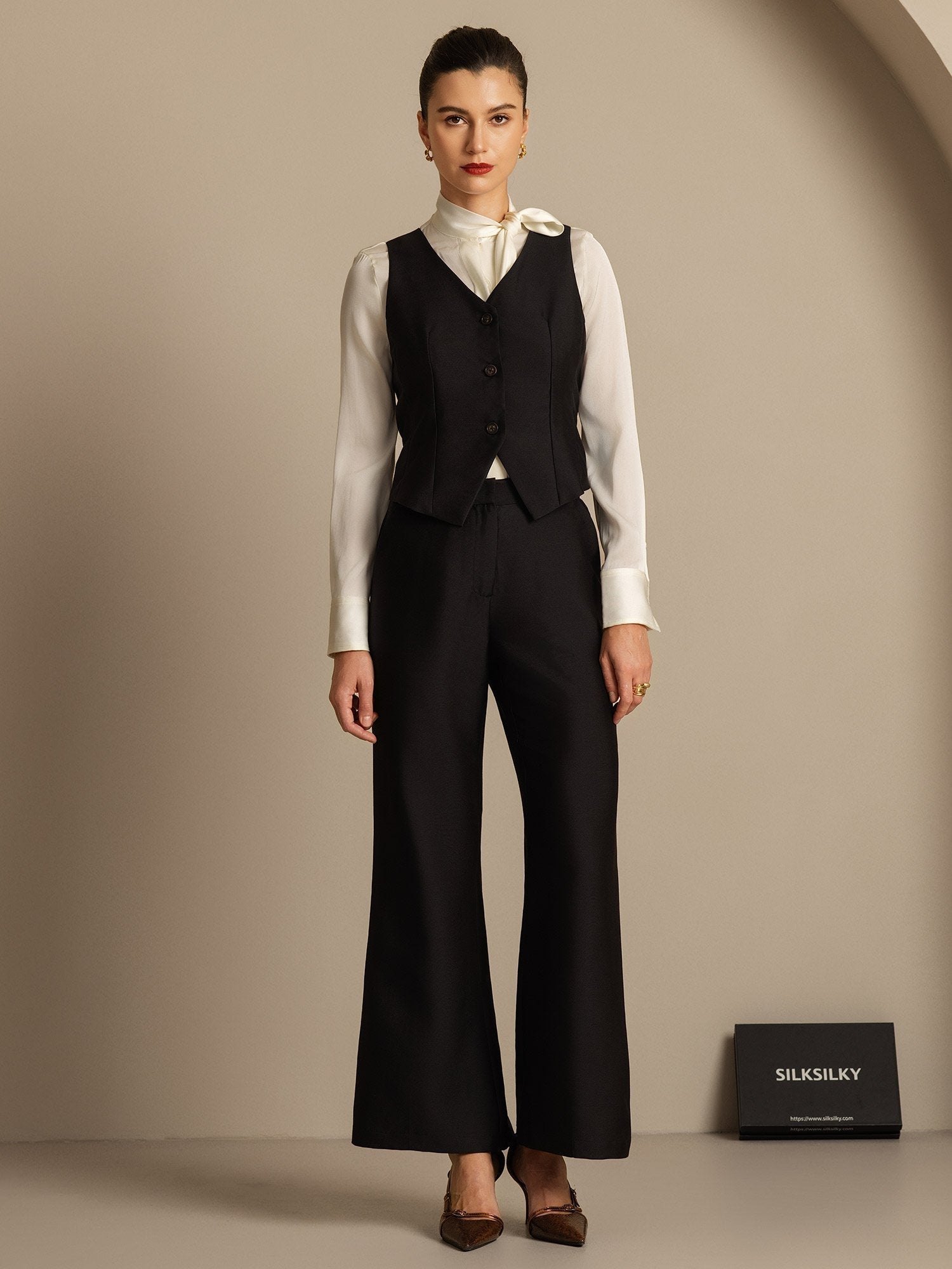 [Svart] SilkSilky-SE 32Momme Silk-Wool Blend Womens Vest 003,