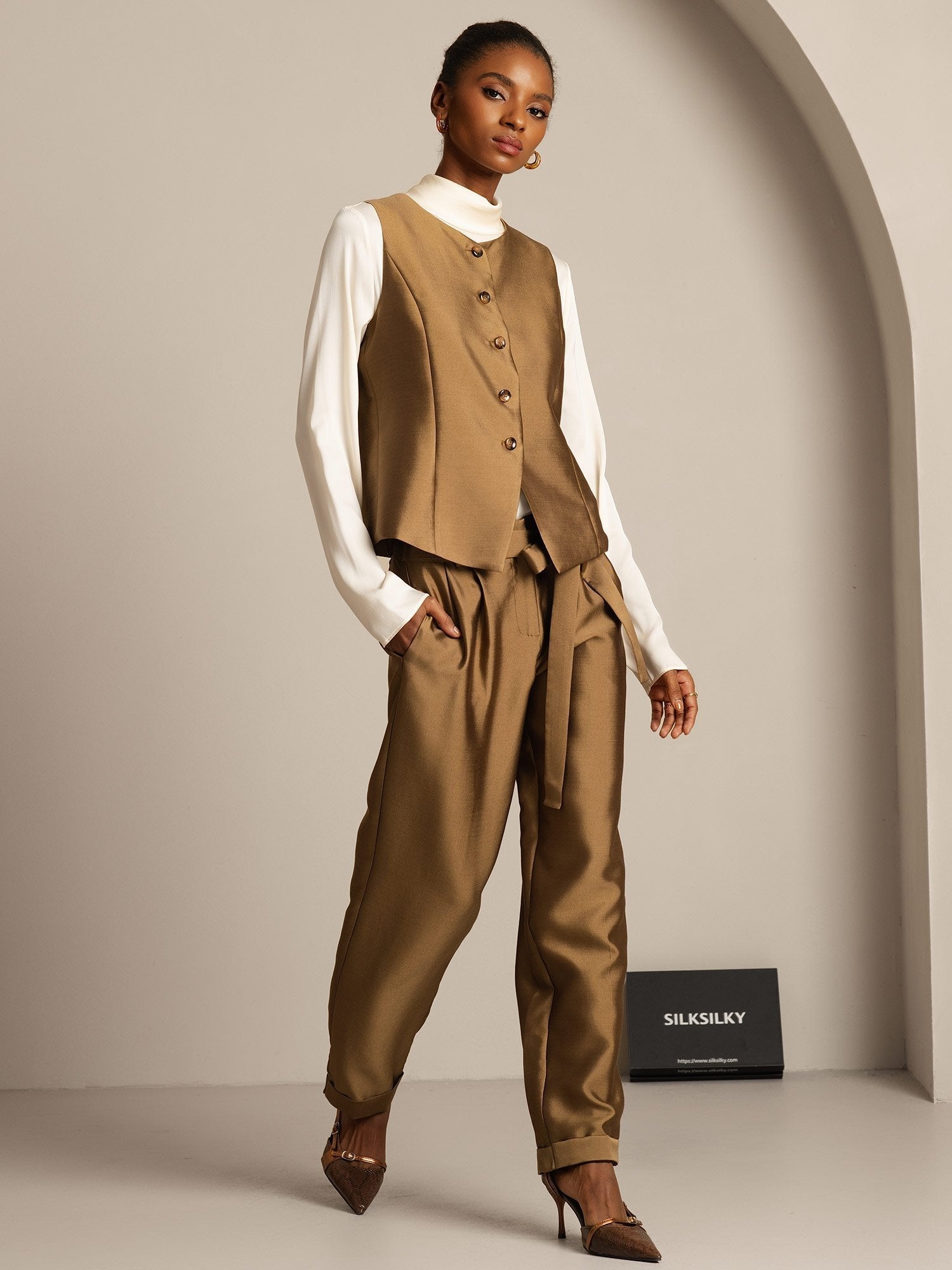 [Brons] SilkSilky-SE 32Momme Silk-Wool Blend Womens Vest 007,