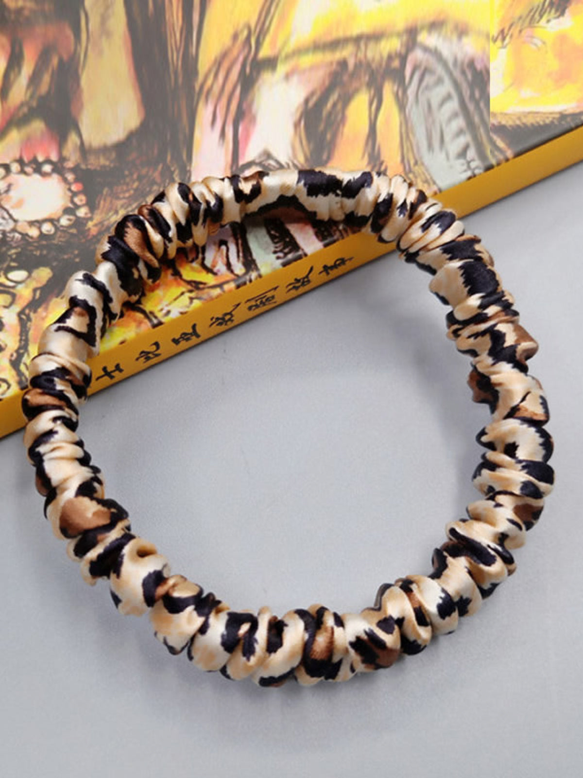 [Leopard] SilkSilky-SE 19Momme Rent Silke Scrunchie 004