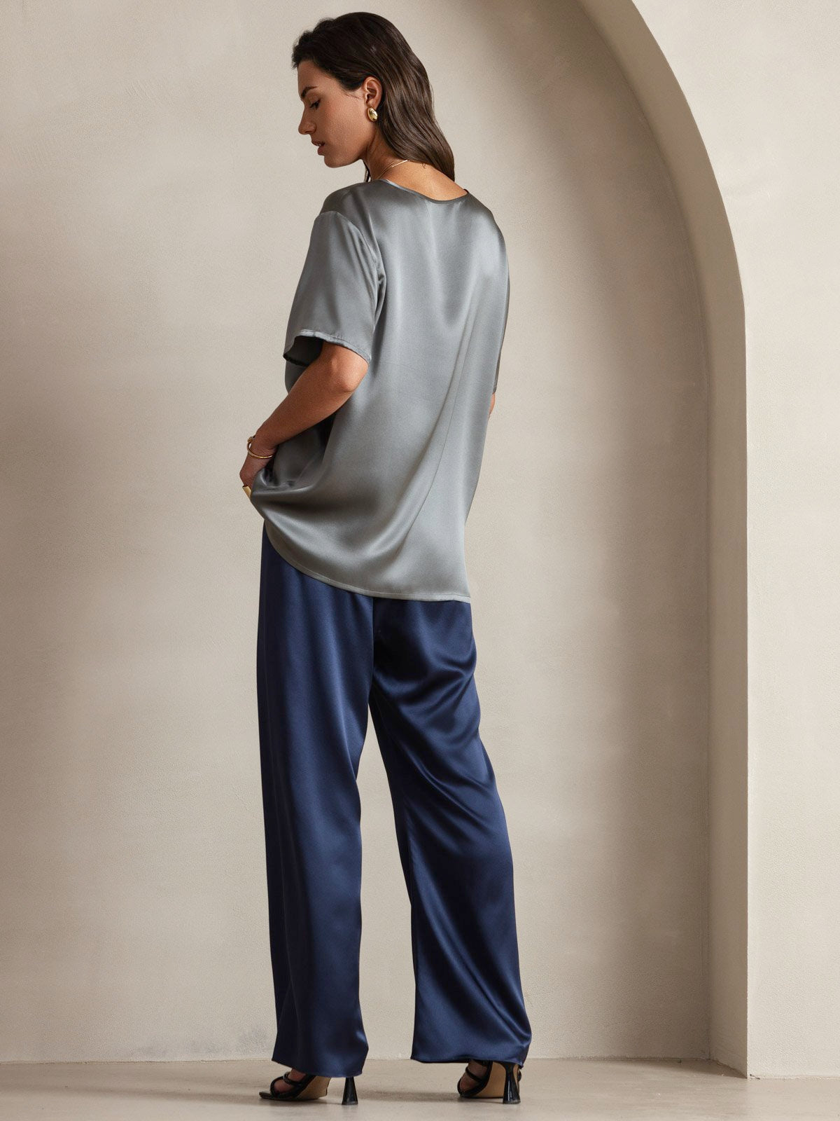 SilkSilky-SE Rent Silke Kort Ärm Womens T-Shirt Mörkgrå 002