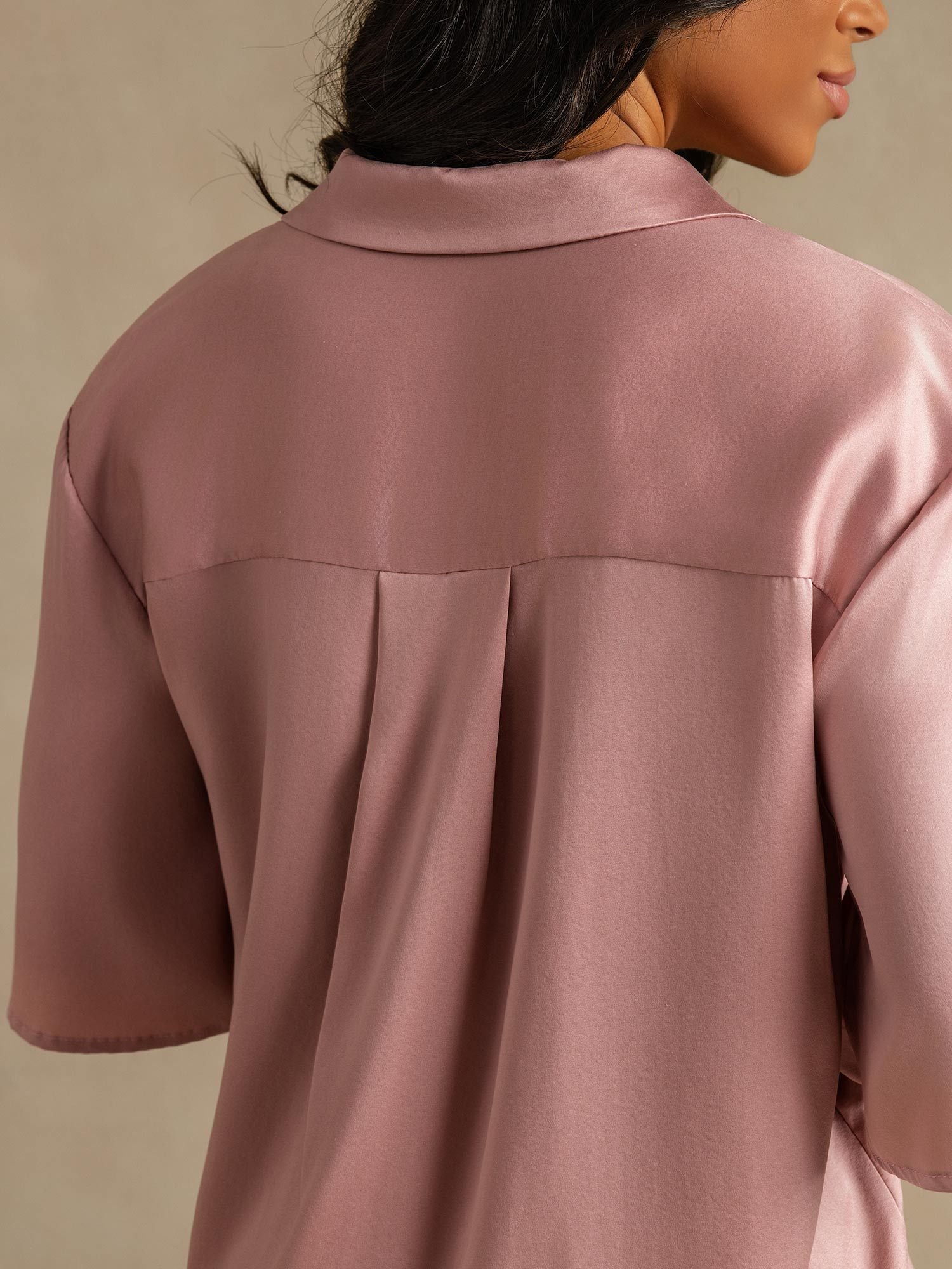 [Persikohud] SilkSilky-SE 19Momme Rent Silke Krage Dam Pyjama 002,