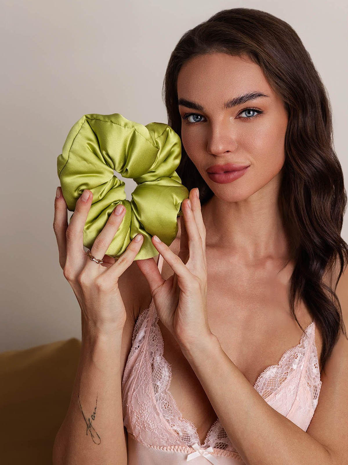 [Grön] SilkSilky-SE Rent Silke Scrunchie 003