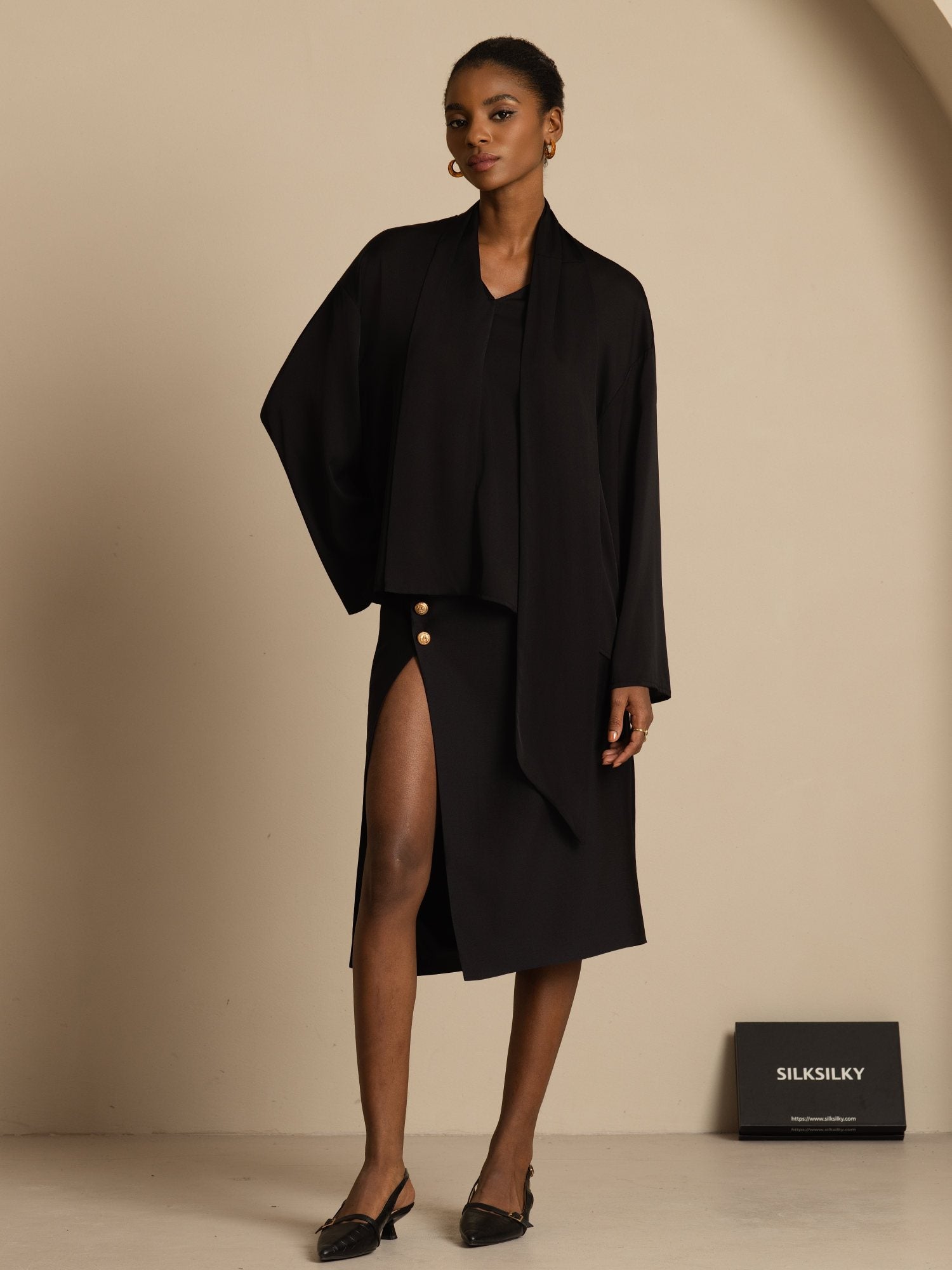 [Svart] SilkSilky-SE 19Momme Silke Lång Ärm V Ringning Blus 006